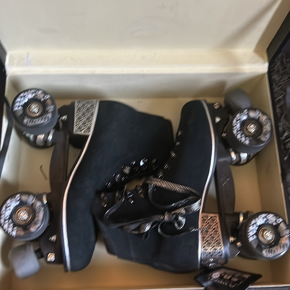 CRAZY SKATES  🛼 size 8 1/2 - Picture 2 of 16